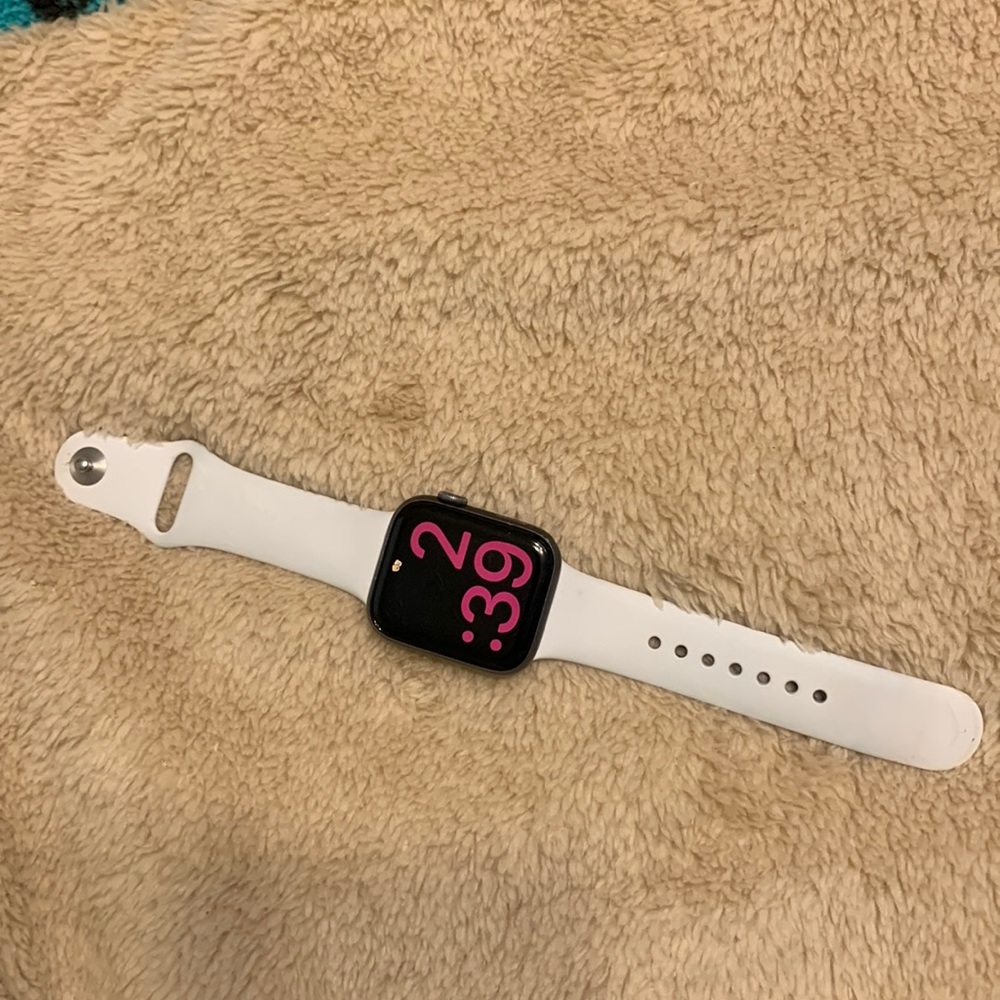 Gen 4 Apple Watch